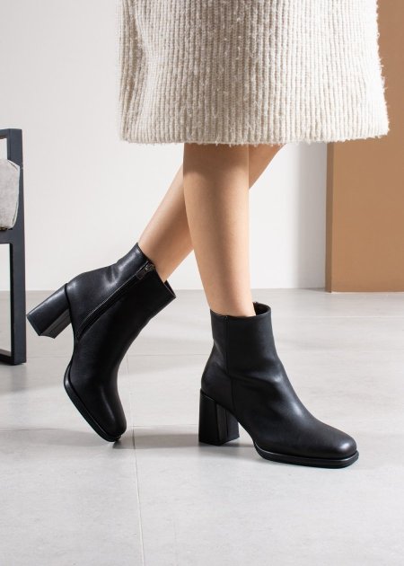 بوتس كعب عالي