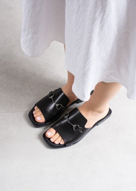 سليبر جلد ناعم