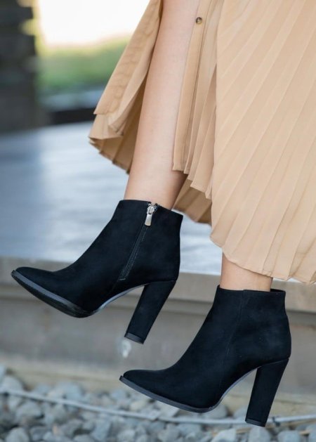 جزمة كعب عالي شامواه